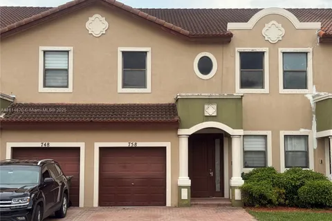 758 NE 34th Ave # 758, Homestead FL 33033
