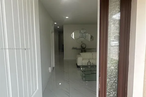 758 NE 34th Ave # 758, Homestead FL 33033