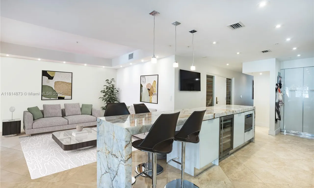 1415 Sunset Harbour # 203, Miami Beach FL 33139