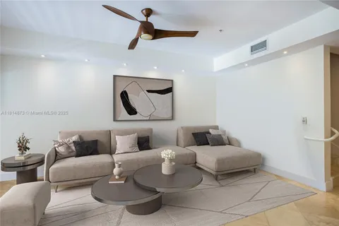1415 Sunset Harbour # 203, Miami Beach FL 33139