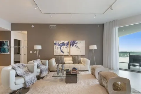17301 Biscayne Blvd # 3, North Miami Beach FL 33160