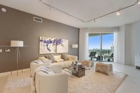 17301 Biscayne Blvd # 3, North Miami Beach FL 33160