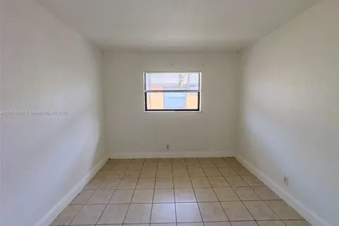 4061 N Dixie Hwy # 23, Oakland Park FL 33334