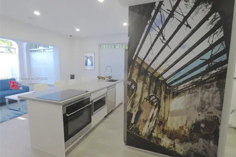 1127 Euclid Ave # 103, Miami Beach FL 33139