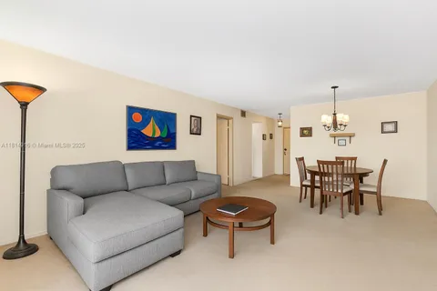 7830 Camino Real # 406, Miami FL 33143