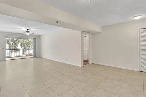 614 NW 13th St # 27, Boca Raton FL 33486