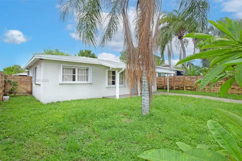 5433 NE 1st Ave, Oakland Park FL 33334