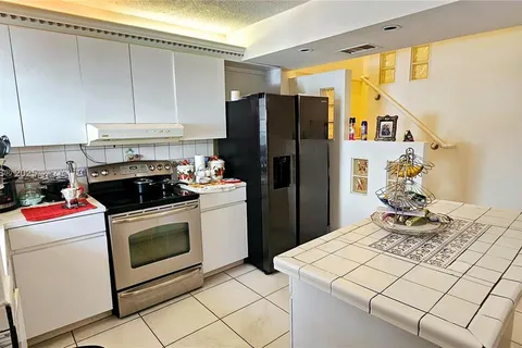 3494 E 4th Ave # 1207, Hialeah FL 33013