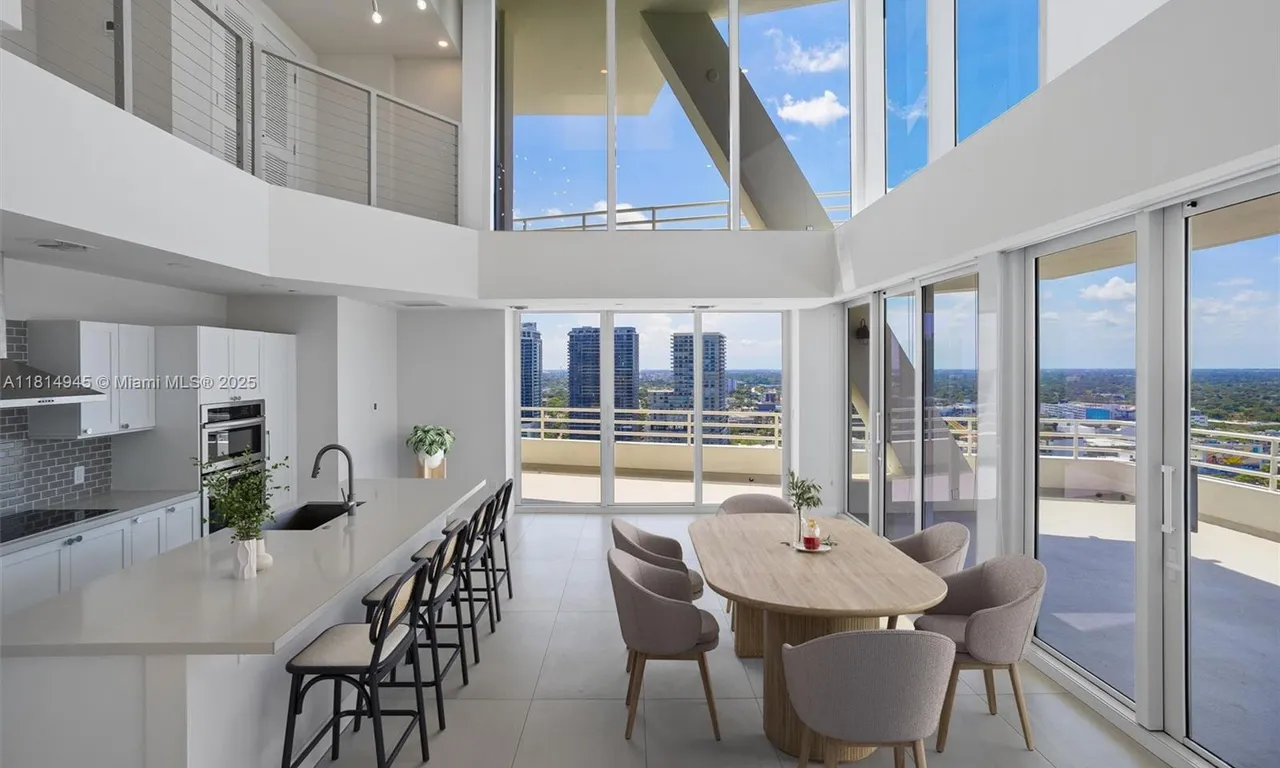 555 NE 34th St, Miami FL 33137