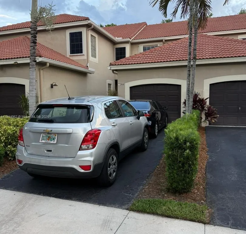 790 sorrento dr Sorrento Dr # 790, Weston FL 33326