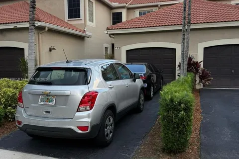 790 sorrento dr Sorrento Dr # 790, Weston FL 33326