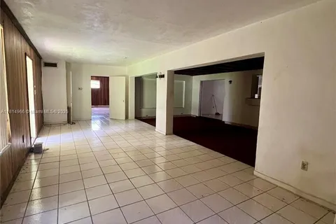 11615 SW 142nd Ter, Miami FL 33176