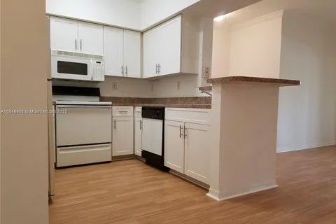 100 SW 117th Ter # 2104, Pembroke Pines FL 33025