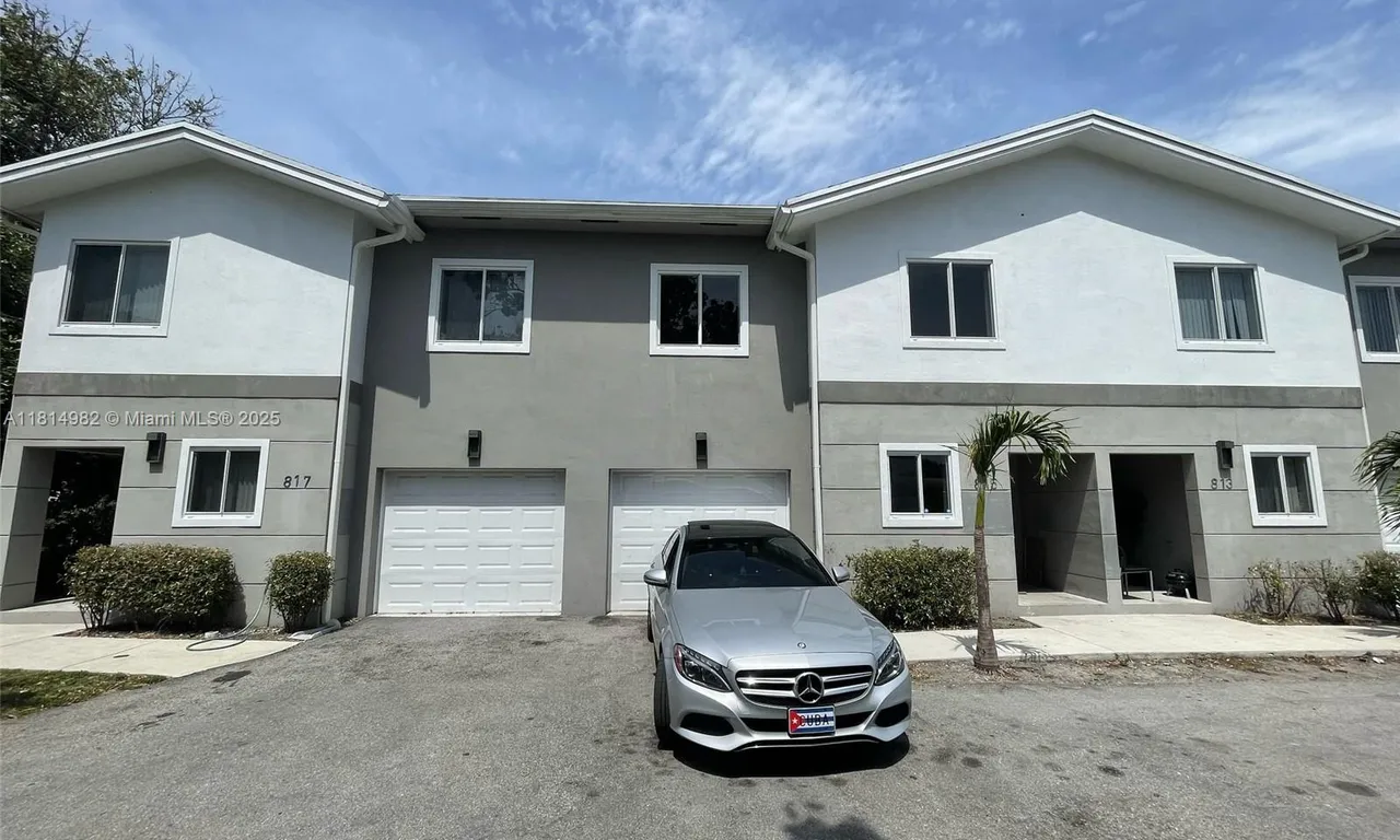 817 NW 3rd Ave, Fort Lauderdale FL 33311