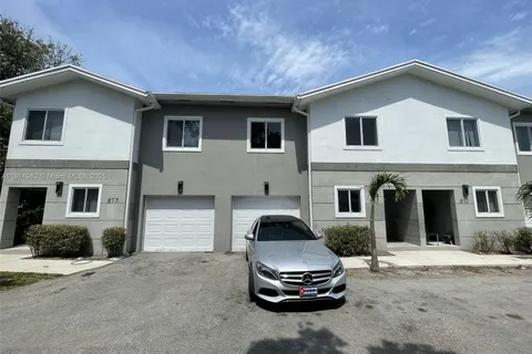 817 NW 3rd Ave, Fort Lauderdale FL 33311