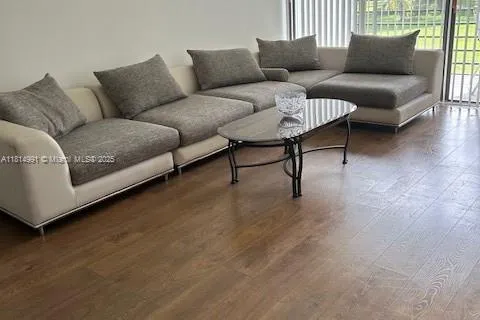 20400 SW Country Club Dr # 209, Aventura FL 33180