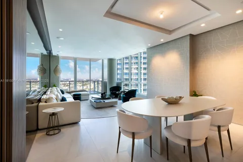 100 S Pointe Dr # 2409, Miami Beach FL 33139