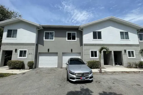 815 NW 3rd Ave, Fort Lauderdale FL 33311