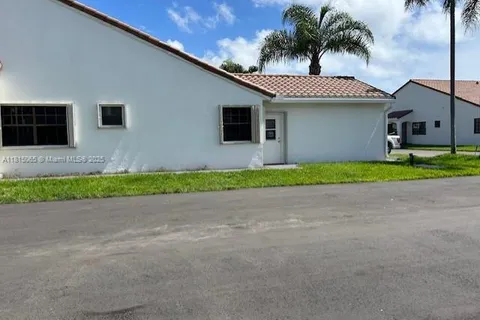 21220 Harbor Way # 22, Aventura FL 33180