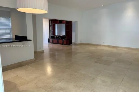 21220 Harbor Way # 22, Aventura FL 33180