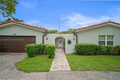 4180 NW 103rd Dr, Coral Springs FL 33065