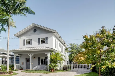 106 Florida Ave, Coral Gables FL 33133