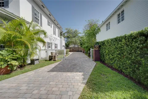 106 Florida Ave, Coral Gables FL 33133