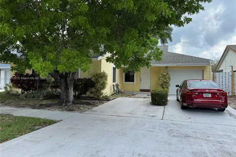 21386 Summertrace Cir, Boca Raton FL 33428