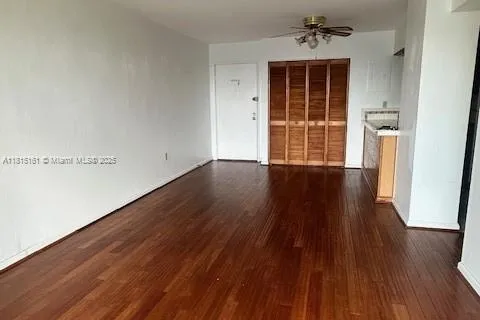 870 NW 87th Ave # 302, Miami FL 33172