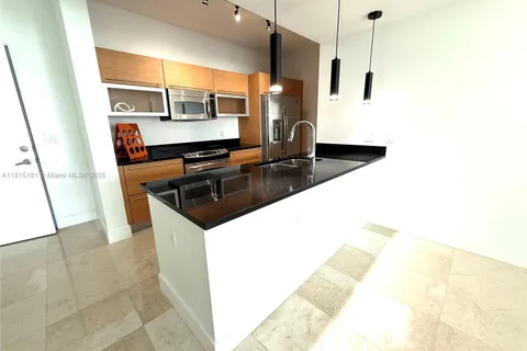 950 Brickell Bay Dr # 3601, Miami FL 33131