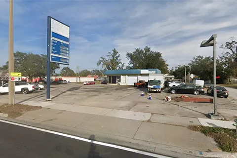 3334 S 15th, St Petersburg FL 33127