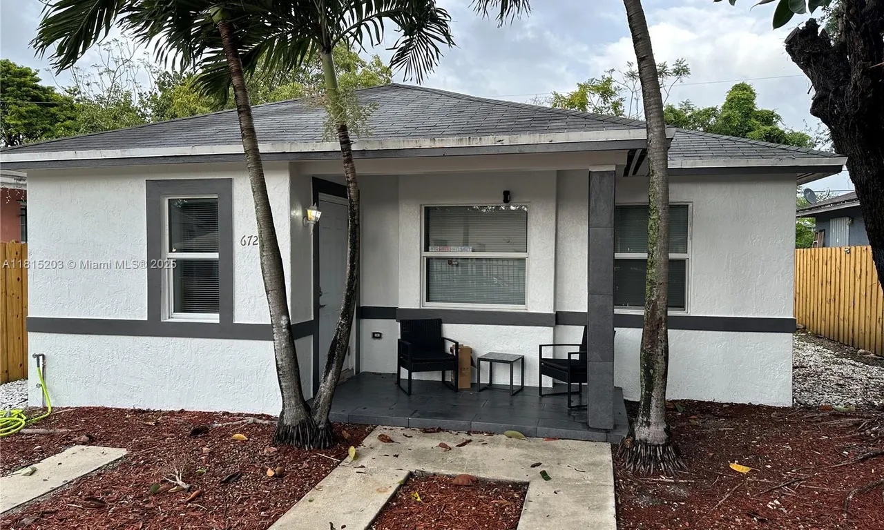 6729 NW 4th Ct # 1, Miami FL 33150