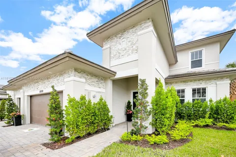 12228 SW 43rd St # 12228, Davie FL 33330