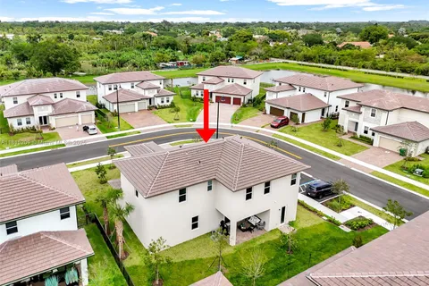 12228 SW 43rd St # 12228, Davie FL 33330