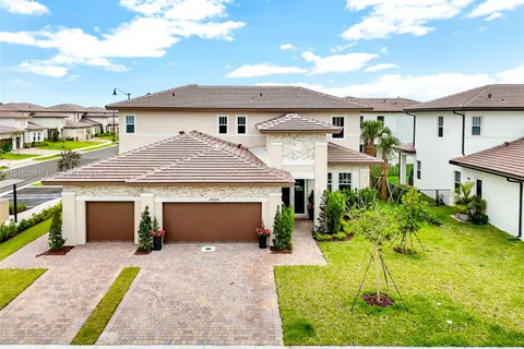 12228 SW 43rd St # 12228, Davie FL 33330