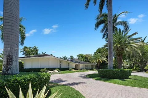 435 Marquesa Dr, Coral Gables FL 33156
