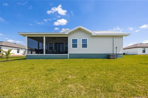 910 Gen George Patton Ave, La Belle FL 33935