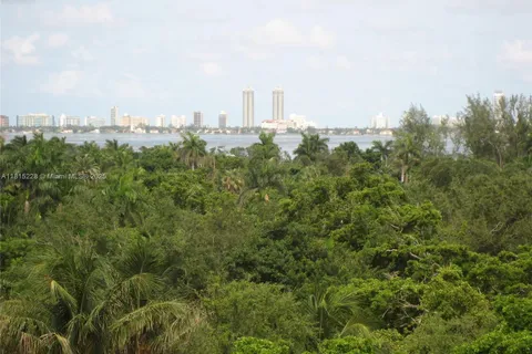 5701 Biscayne Blvd # 701, Miami FL 33137