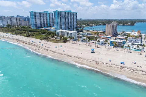 326 Madison St # 2, Hollywood FL 33019