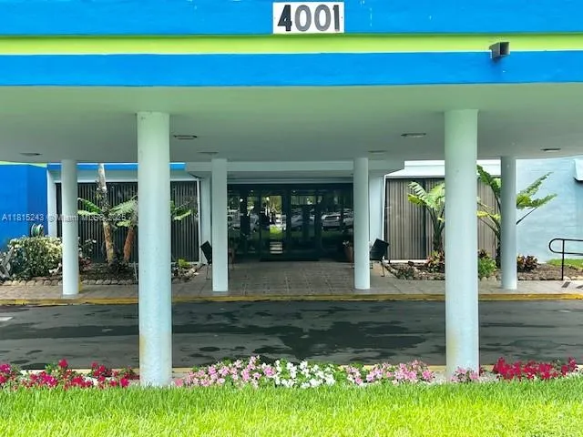 4001 Hillcrest Dr # 1014, Hollywood FL 33021