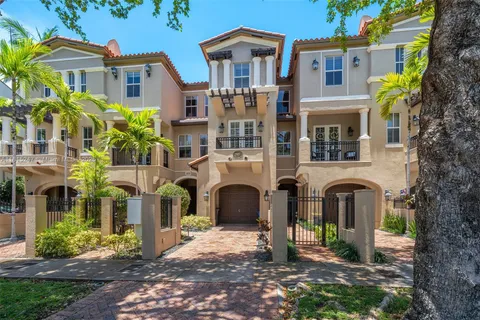 615 Santander Ave # C, Coral Gables FL 33134