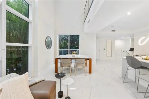 455 NE 39th St # 112, Miami FL 33137