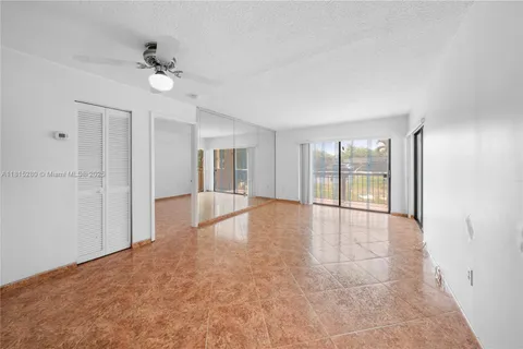 995 SW 84th Ave # 126, Miami FL 33144