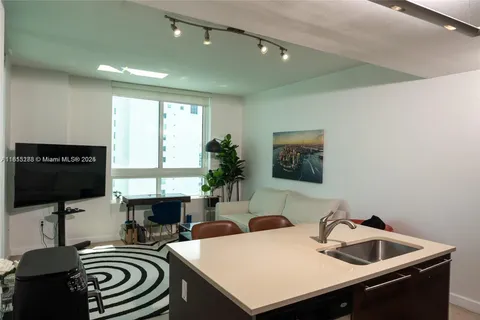 1900 N Bayshore Dr # 3003, Miami FL 33132