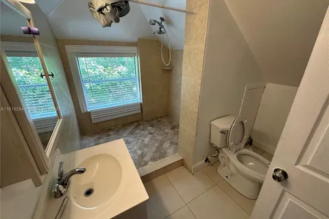 213 SW 2, Dania Beach FL 33004