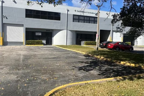 2310 NW 102nd Pl # 2, Doral FL 33172