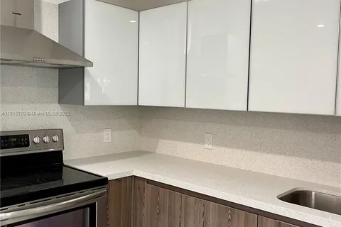 2785 SW 33rd Ave # 2785, Miami FL 33133