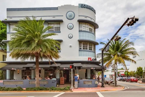 1360 Collins Ave # 101, Miami Beach FL 33139