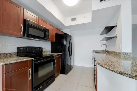 7280 SW 90th St # E208, Miami FL 33156