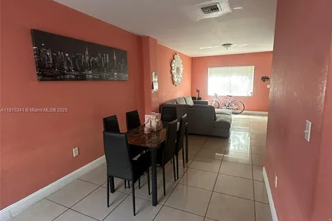 8319 NW 5th Ave # 8319, Miami FL 33150